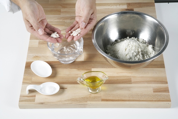 Pizza de cebolla dulce Fuencampo: preparación de la masa